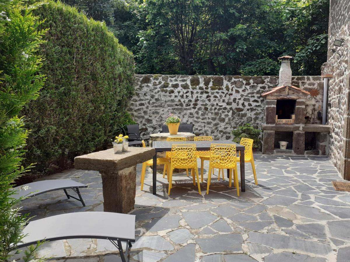 Maison Du Soleil Chez Isa Polignac  Exterior foto